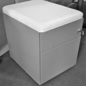 Stalčių blokas Steelcase Implicit